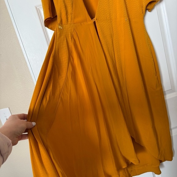 House of Harlow 1960 X Revolve Romina Dress Size Large - Picture 3 of 12